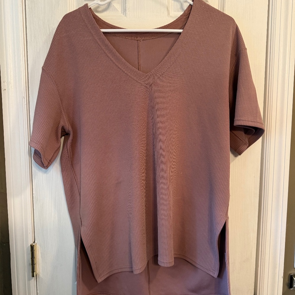 Lululemon Ribbed Softstreme Oversized Relaxed Fit T-Shirt in Twilight Rose - L